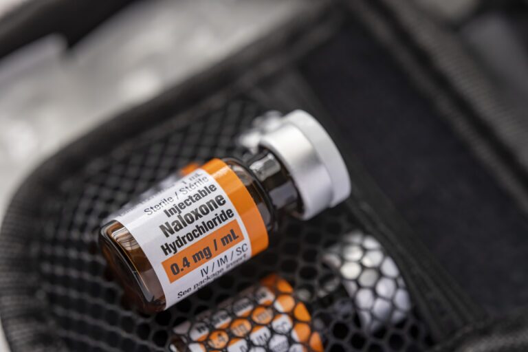 naloxone vials